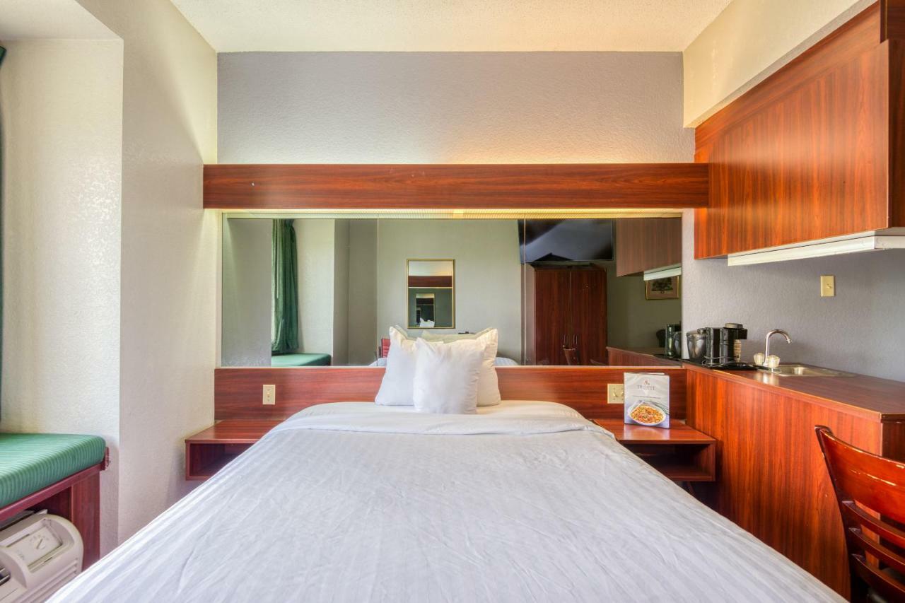 Trident Inn & Suites, Baton Rouge (Adults Only) Prairieville Exterior foto